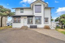 其他 Elegant Space with Grilling Deck and Arcade Fun - Spectacular Ocean View