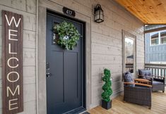 Others 4 Indoor Pool and Hot Tub - Stunning Smoky Mountain Retreat