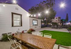 Others 5 Stunning Outdoor Oasis with Gourmet Kitchens - Charming Coastal Retreat