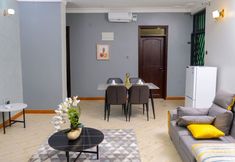 Others 4 3 Bedroom Family Apartment