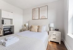 其他 6 Prime Location and Rooftop Access - Charming Urban Retreat