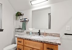 Lain-lain 7 Soothing Hot Tub and Spacious Loft - Serene Rustic Retreat