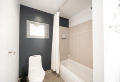 Khác 6 Expansive Balconies and Unique Loft Space - Stunning City Haven