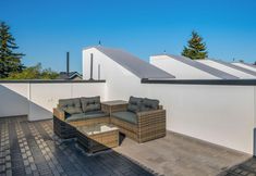 Others 5 Rooftop Deck with Breathtaking Views - Stunning Modern Townhome