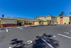 Khác 5 Charming Studio Condo with Nearby Beach Access - Dogs OK