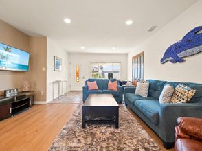 其他 4 Amazing Backyard with Fruit Trees and Grill - Gorgeous Garden Paradise