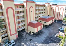 Others 2 Gulf View and Beachfront Pool - Beautiful Coastal Retreat