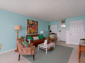 기타 4 Waterway Views and Cozy Retreat - Charming Waterfront Escape