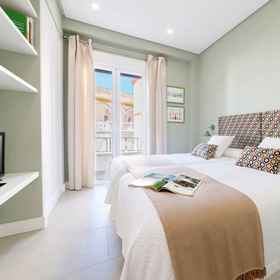 Logo 1 Luxurious 3 bedrooms apartment in front of bullring. Antonia Diaz II, Khách sạn Alcalá del Río