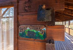 その他 6 Spacious Decks and Game Room - Charming Log Cabin Escape