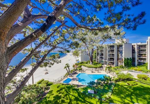 Lain-lain Stunning Pool and Spa Amenities Await - Gorgeous Bayfront Oasis