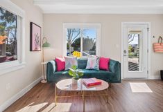 Others 6 Cozy Patios with Grill and Fire Pit - Charming Beach Haven