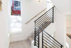 Others 3 Rooftop Deck and Cozy Living Space - Inviting Urban Sanctuary