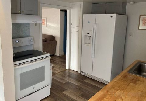 其他 Fire Pit and Spacious Open Concept Living - Charming Coastal Retreat