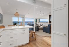 Others 7 Coastal Escape with Premium Furnishings - Exquisite Blufftop Haven