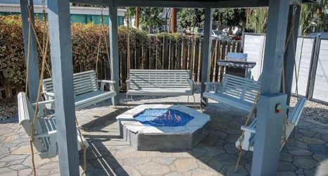 อื่นๆ 2 Cozy Living Space and Beautiful Yard Retreat - Charming Vintage Studio