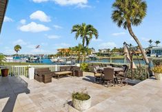 Others 5 Bay-Front Pool and Game Room Retreat - Tranquil Oasis