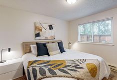 其他 7 Dog-friendly apartment with bay views & balcony - walk to waterfront