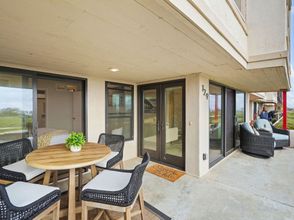 其他 4 Oceanfront Luxury Retreat with Swimming Pools and Tennis Courts - Charming Coastal Escape