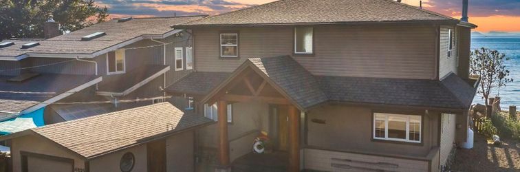 Others Direct Beach Access and Spacious Living - Beautiful Coastal Retreat