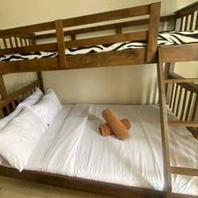 Others 1 Bright Retreat Blending Style and Comfort, Khách sạn Plaza Libertad