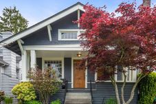 기타 Spacious Outdoor Deck and Modern Comforts - Charming Cozy Haven