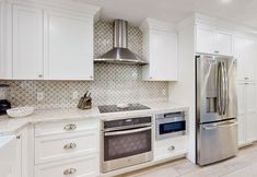 Lainnya 5 Luxury Waterfront Living: Private Pool, Boat Dock, Game Room - Near Beach