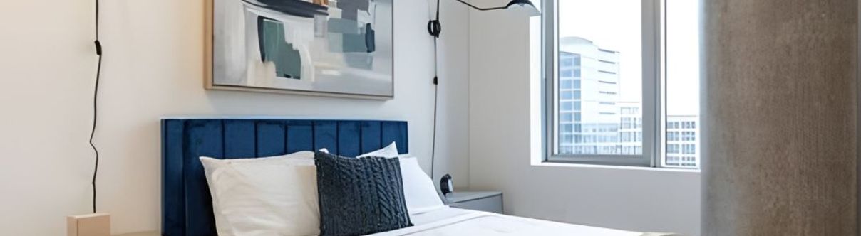 Others 2BR Penthouse | Gym, Pool | Bellevue | Sophari A