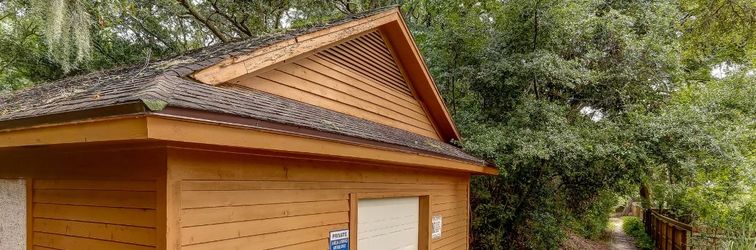 Khác Amelia's Treehouse! 2 blocks to beach. Pool access. Large Screened-in balcony. Centrally located!