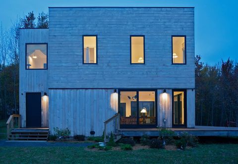 Others Scenic Deck and Hot Tub - Stunning Modern Mountain Retreat