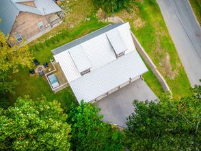 其他 4 Fire Pit, Hot Tub, and Modern Kitchen - Cozy Charming Retreat