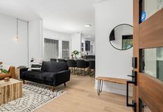 Others 7 Charming Retreat with Hot Tub and Game Room - Inviting Oasis