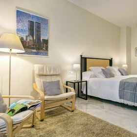 Logo 1 Bright Apartment with Excellent Location. Tomas de Ibarra, 金托斯橄榄园 酒店