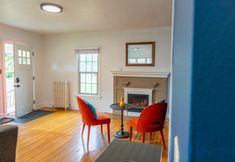 อื่นๆ 4 Private Suite and Spacious Living Near Gardens - Charming Retreat