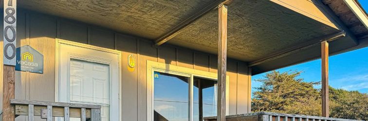 Others Dog-friendly cottage w/ beach access & ocean view from living room