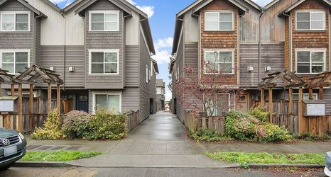 Lainnya 2 Private Backyard and Game Room Oasis - Stunning Craftsman Retreat