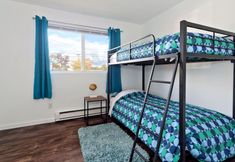 อื่นๆ 2 Stylish Kitchen and Smart TV Included - Modern Cozy Hideaway