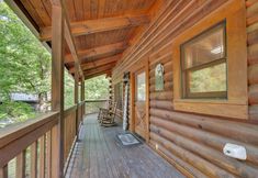 기타 4 Scenic Views and Hot Tub on Covered Deck - Charming Log Cabin