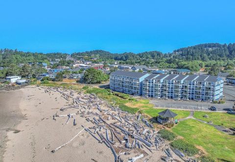 其他 Scenic Siletz Bay and Luxurious Amenities - Tranquil Coastal Haven