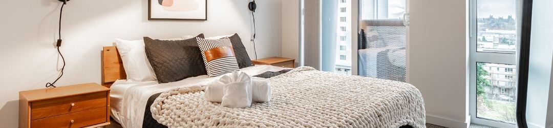 Others 2BR | Rooftop, Gym, Lounge | Bellevue | Sophari C