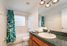 Others 2 Private Pool and Spa with Games Room - Exquisite Family Retreat