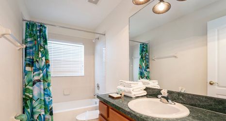 Others 2 Private Pool and Spa with Games Room - Exquisite Family Retreat