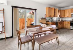 Lain-lain 6 Soothing Hot Tub and Spacious Loft - Serene Rustic Retreat