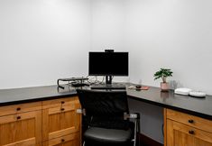 Others 3 Expansive Enclosed Backyard and Hot Tub - Delightful Family Retreat