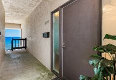 Others 4 Panoramic Ocean Views and Stylish Interiors - Exquisite Coastal Haven