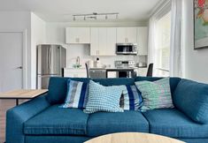 Lainnya 3 Convenient Location and Cozy Balcony - Charming Urban Retreat