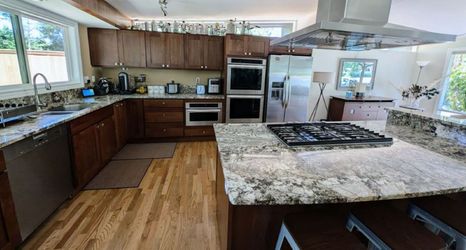 其他 2 Charming Garden Retreat with Modern Design - Inviting and Tranquil