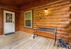 Others 6 Game Room and Spacious Decks with Hot Tub - Charming Escape