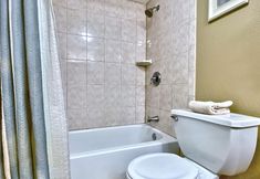 Khác 2 Water-view condo with heated Gulf-front pool - private balcony & central AC