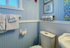 Others 4 Dog-friendly cottage w/ beach access & ocean view from living room